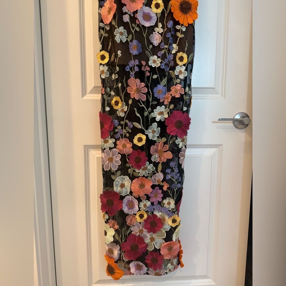 NWOT BRONX AND BANCO BOUQUET MARAYA JASMI NE MAXI DRESS, wedding guest dress - Picture 9 of 15